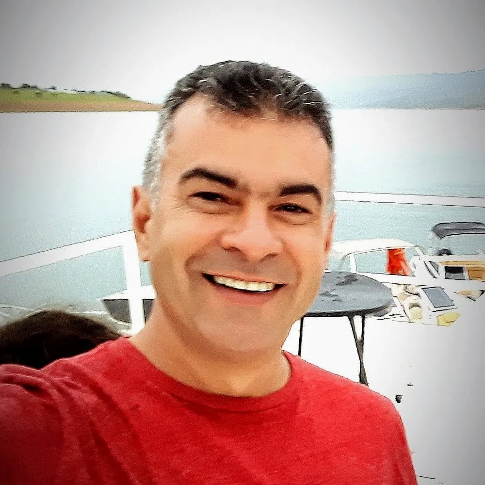 Ronaldo — Fundador & Gestor Comercial na RG Pneus Barretos